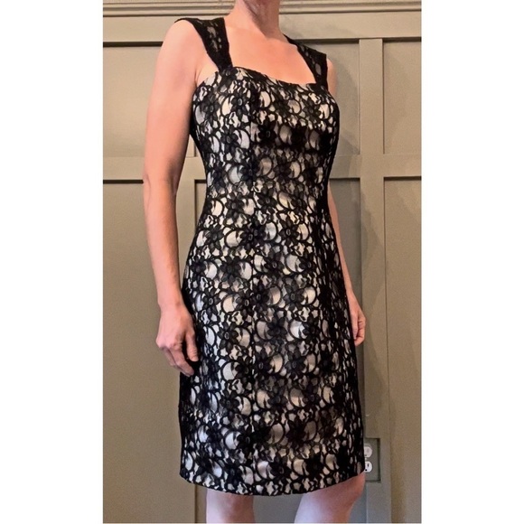 Mori Lee Lace Party Dress with Detachable Sleeves in Black Over Champagne Sz 10 - Picture 1 of 16
